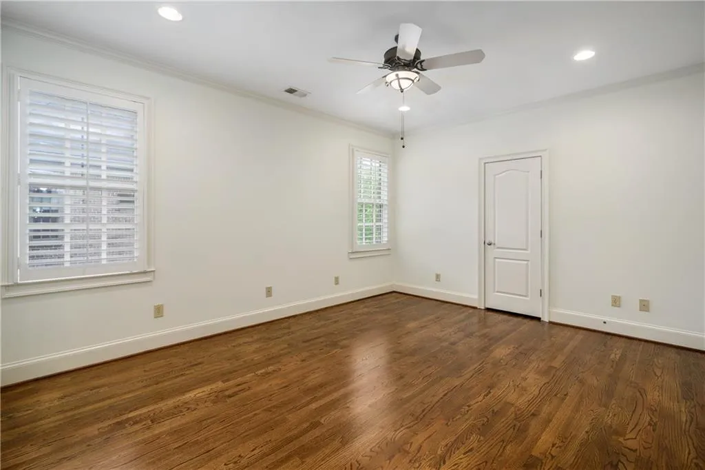 25 Brookside Walk, Atlanta, Georgia 30342, 6 Bedrooms Bedrooms, ,6 BathroomsBathrooms,Residential,Sold,25 Brookside Walk,6881513