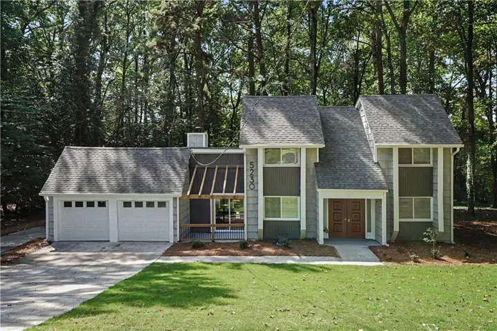 5230 Essex Farms Court, Stone Mountain, Georgia 30088