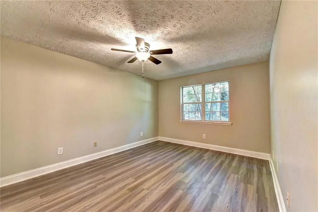 6822 Glenridge Drive Unit J, Sandy Springs, Georgia 30328, 2 Bedrooms Bedrooms, ,2 BathroomsBathrooms,Residential,Sold,6822 Glenridge Drive Unit J,6609389