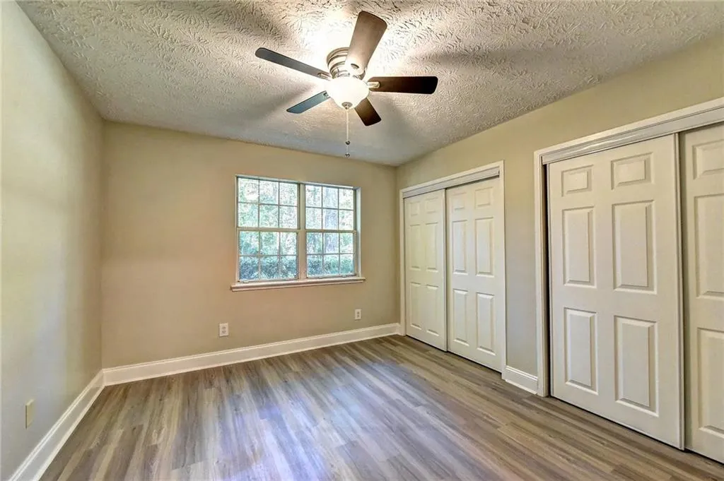 6822 Glenridge Drive Unit J, Sandy Springs, Georgia 30328, 2 Bedrooms Bedrooms, ,2 BathroomsBathrooms,Residential,Sold,6822 Glenridge Drive Unit J,6609389