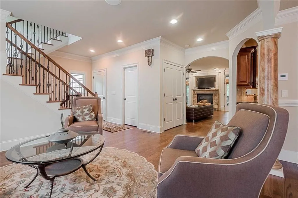 7963 Magnolia Square, Sandy Springs, Georgia 30350, 3 Bedrooms Bedrooms, ,3 BathroomsBathrooms,Residential,Sold,7963 Magnolia Square,6032937