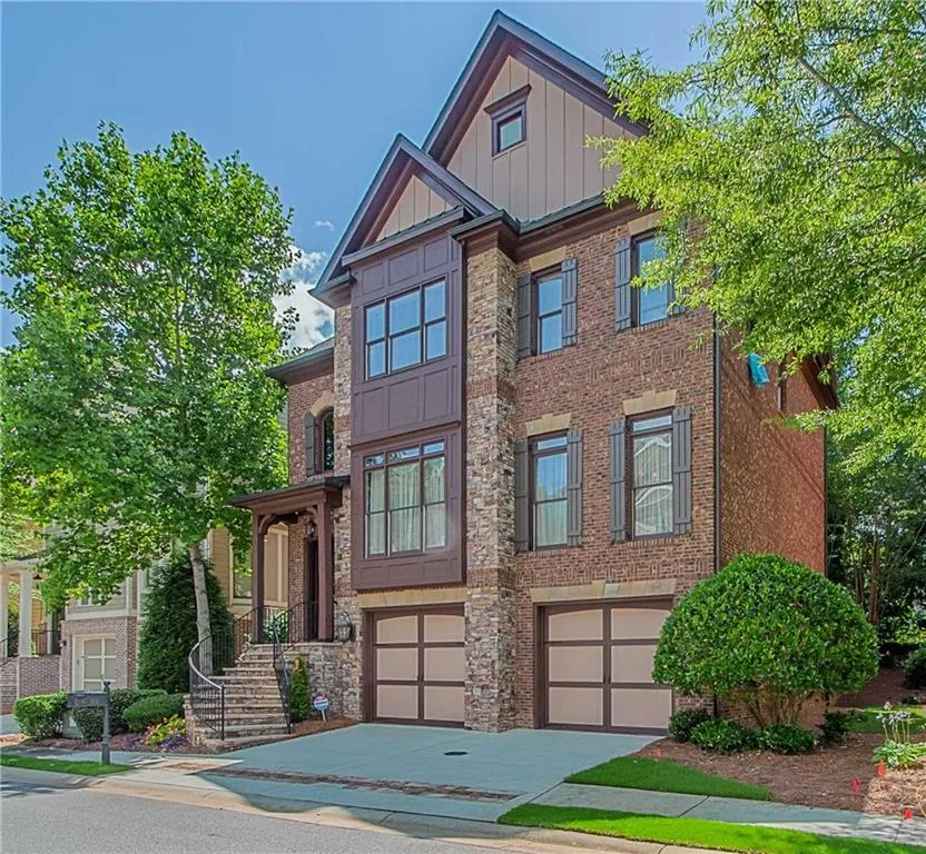 7963 Magnolia Square, Sandy Springs, Georgia 30350, 3 Bedrooms Bedrooms, ,3 BathroomsBathrooms,Residential,Sold,7963 Magnolia Square,6032937