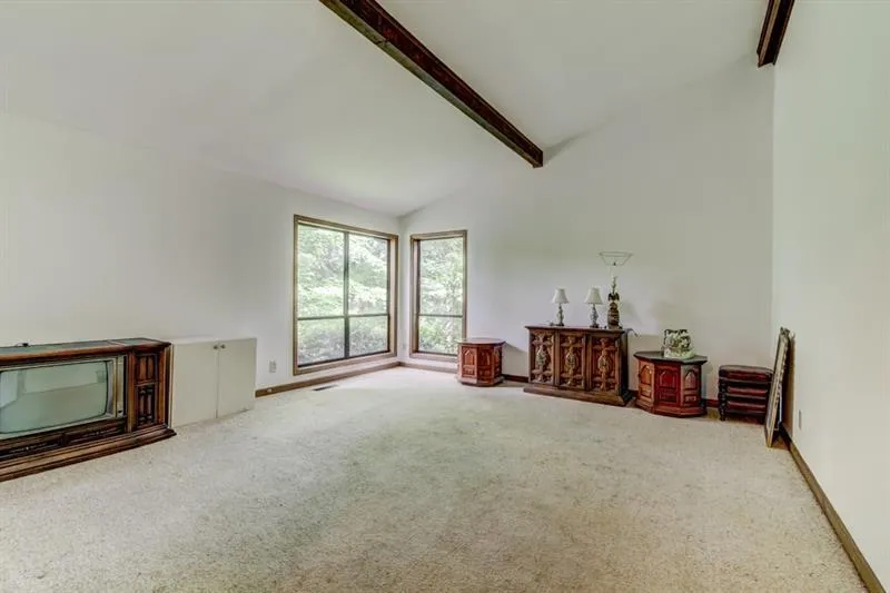 9480 Huntcliff Trace, Sandy Springs, Georgia 30350, 5 Bedrooms Bedrooms, ,4 BathroomsBathrooms,Residential,Sold,9480 Huntcliff Trace,6047683