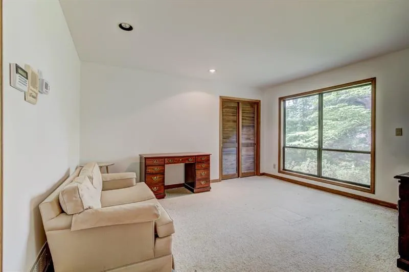 9480 Huntcliff Trace, Sandy Springs, Georgia 30350, 5 Bedrooms Bedrooms, ,4 BathroomsBathrooms,Residential,Sold,9480 Huntcliff Trace,6047683