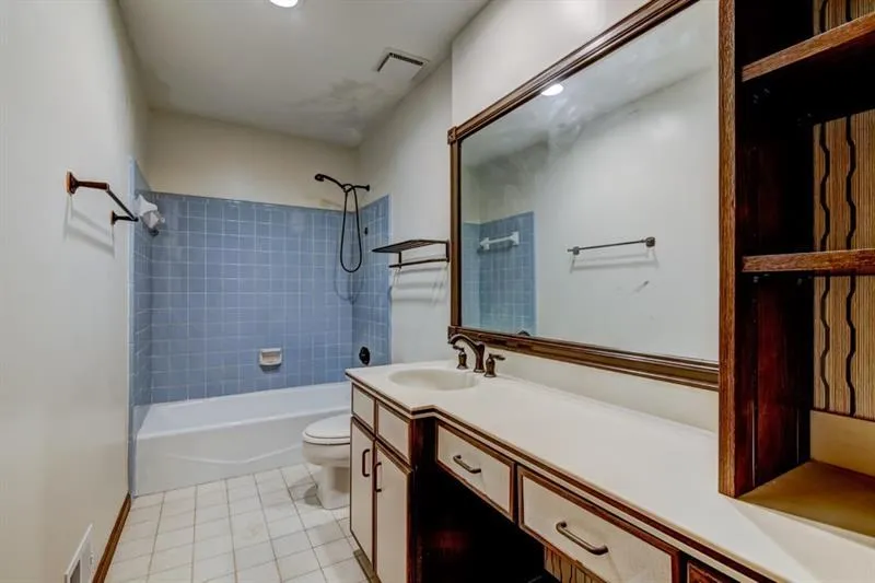 9480 Huntcliff Trace, Sandy Springs, Georgia 30350, 5 Bedrooms Bedrooms, ,4 BathroomsBathrooms,Residential,Sold,9480 Huntcliff Trace,6047683