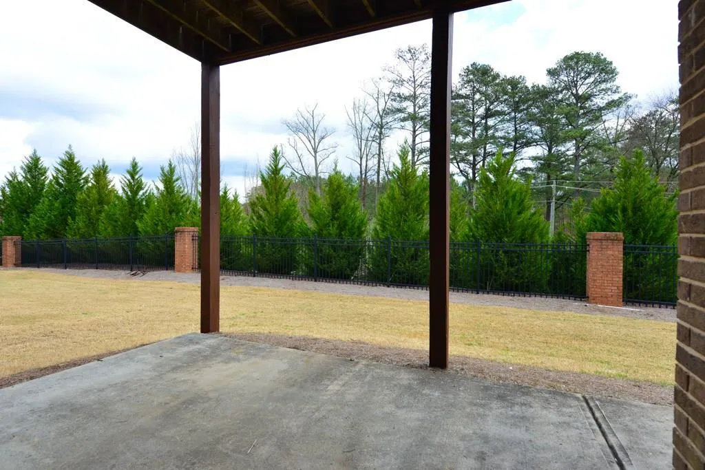 7325 Village Creek Trace, Sandy Springs, Georgia 30328, 4 Bedrooms Bedrooms, ,3 BathroomsBathrooms,Residential,Sold,7325 Village Creek Trace,5660874