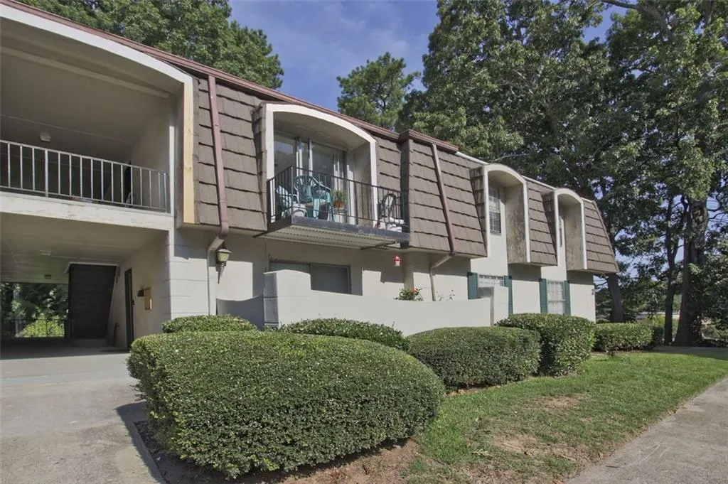 725 Dalrymple Road Unit 2d, Atlanta, Georgia 30328, 2 Bedrooms Bedrooms, ,2 BathroomsBathrooms,Residential,Sold,725 Dalrymple Road Unit 2d,7091326