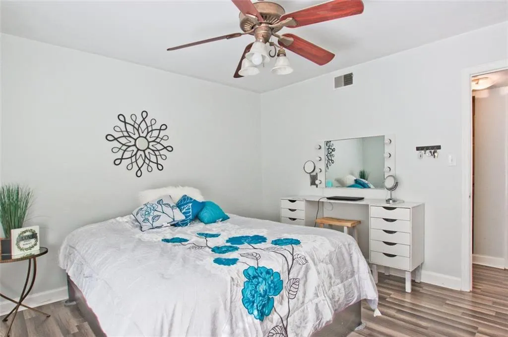 725 Dalrymple Road Unit 2d, Atlanta, Georgia 30328, 2 Bedrooms Bedrooms, ,2 BathroomsBathrooms,Residential,Sold,725 Dalrymple Road Unit 2d,7091326