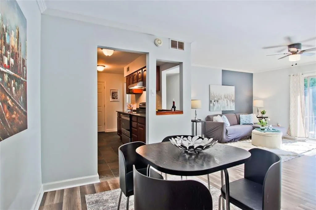 725 Dalrymple Road Unit 2d, Atlanta, Georgia 30328, 2 Bedrooms Bedrooms, ,2 BathroomsBathrooms,Residential,Sold,725 Dalrymple Road Unit 2d,7091326