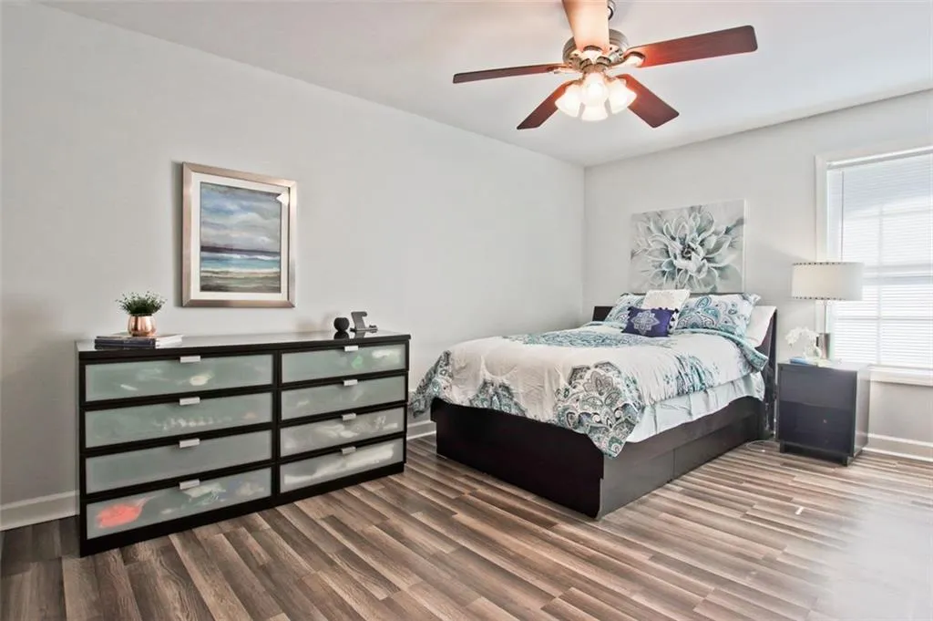 725 Dalrymple Road Unit 2d, Atlanta, Georgia 30328, 2 Bedrooms Bedrooms, ,2 BathroomsBathrooms,Residential,Sold,725 Dalrymple Road Unit 2d,7091326