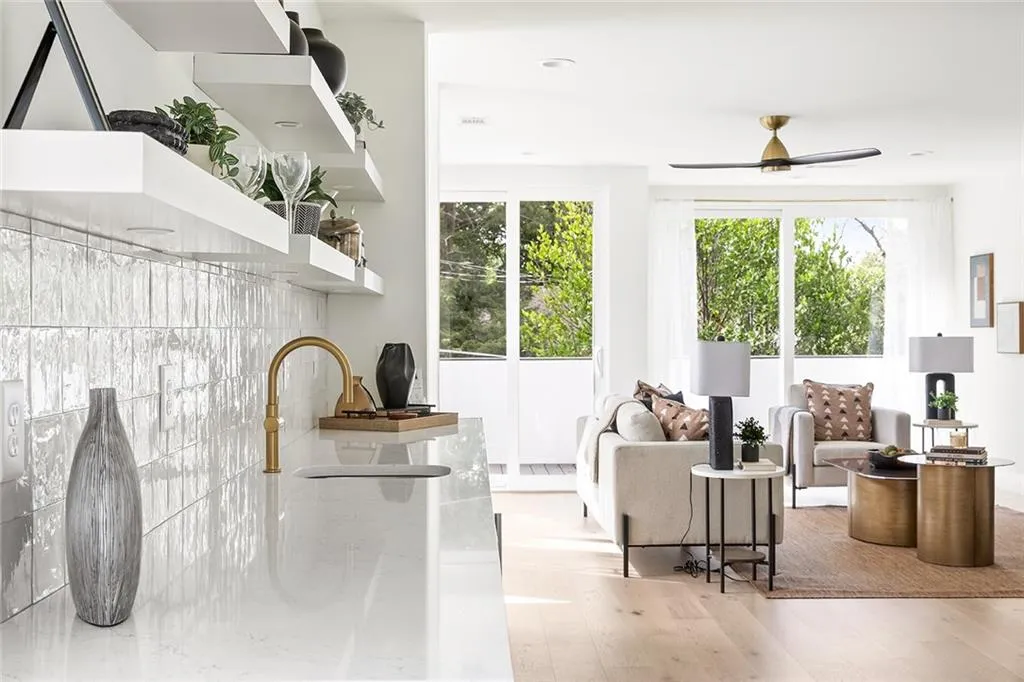 1205 Holly Street Nw Unit A, Atlanta, Georgia 30318, 3 Bedrooms Bedrooms, ,4 BathroomsBathrooms,Residential,For Sale,1205 Holly Street Nw Unit A,7661165