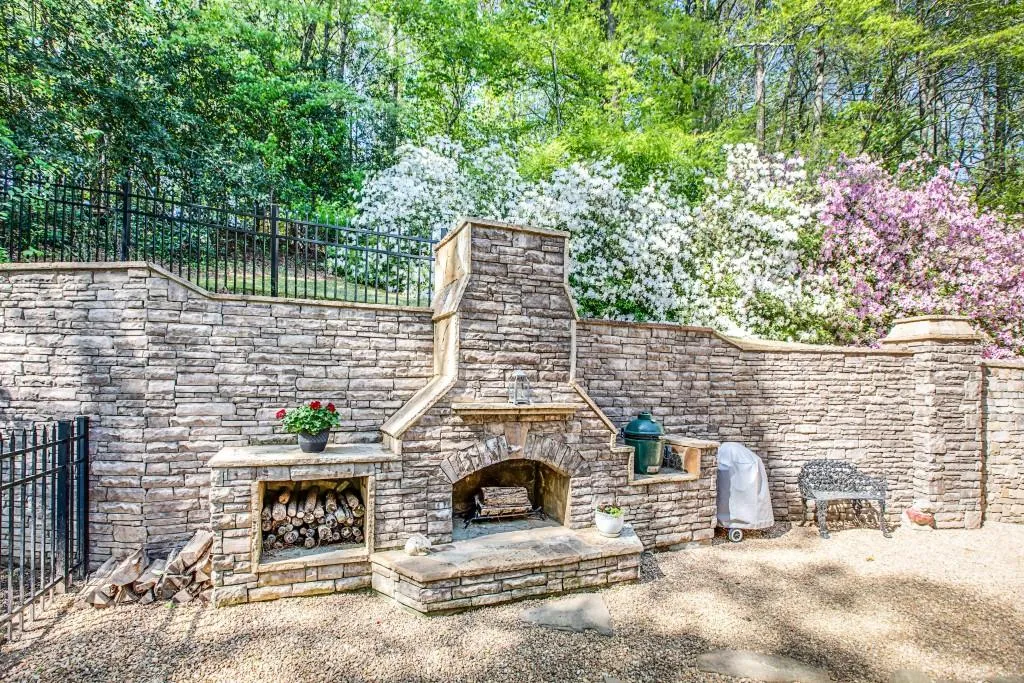 115 Blenheim Place, Atlanta, Georgia 30350, 4 Bedrooms Bedrooms, ,3 BathroomsBathrooms,Residential,Sold,115 Blenheim Place,6002043