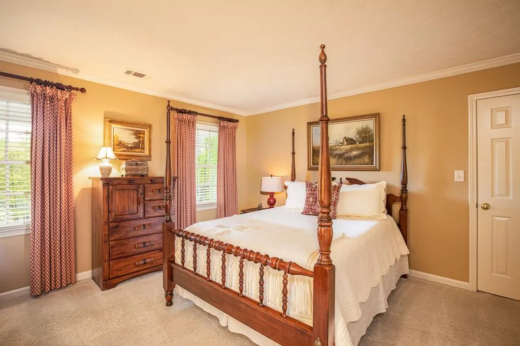 115 Blenheim Place, Atlanta, Georgia 30350, 4 Bedrooms Bedrooms, ,3 BathroomsBathrooms,Residential,Sold,115 Blenheim Place,6002043