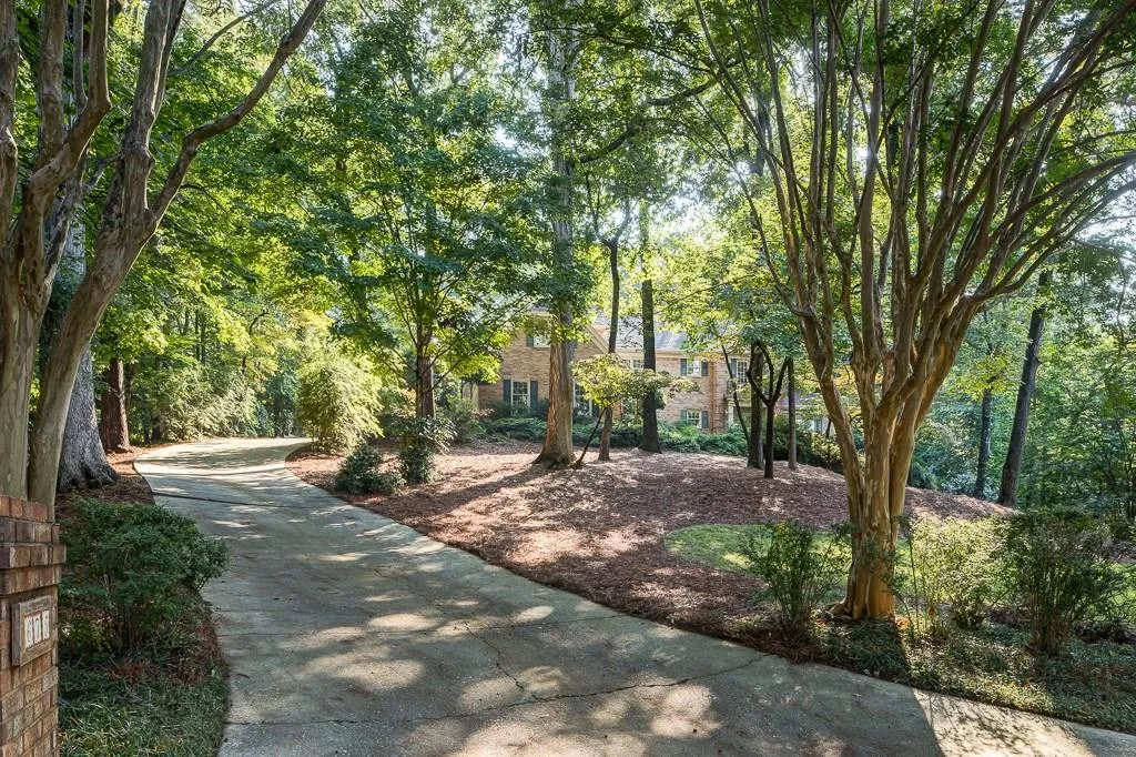 675 Bittersweet Trail, Sandy Springs, Georgia 30350, 6 Bedrooms Bedrooms, ,5 BathroomsBathrooms,Residential,Sold,675 Bittersweet Trail,5968123