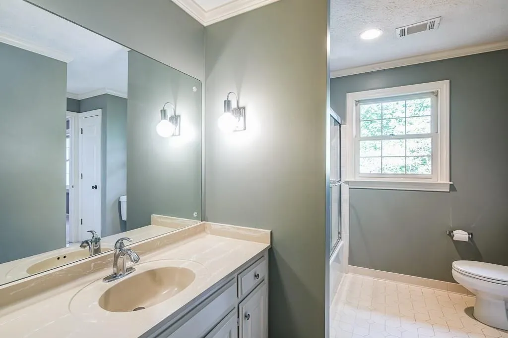 675 Bittersweet Trail, Sandy Springs, Georgia 30350, 6 Bedrooms Bedrooms, ,5 BathroomsBathrooms,Residential,Sold,675 Bittersweet Trail,5968123