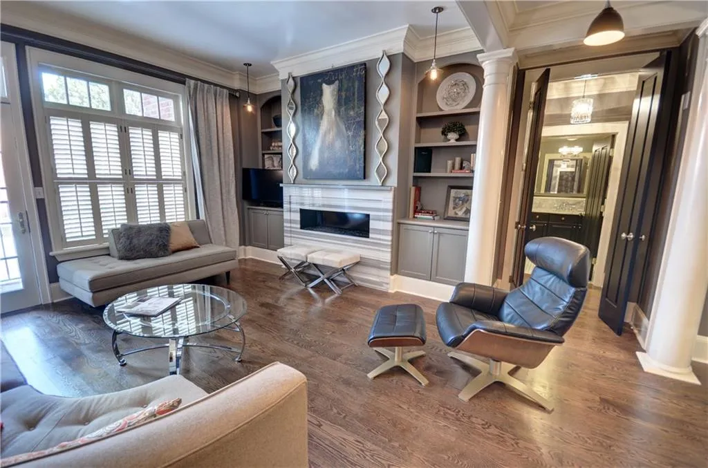 77 Peachtree Place Ne Unit 319, Atlanta, Georgia 30309, 2 Bedrooms Bedrooms, ,2 BathroomsBathrooms,Residential,Sold,77 Peachtree Place Ne Unit 319,5857347