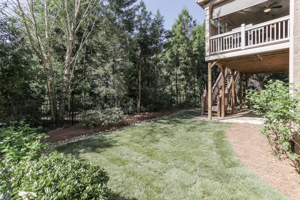875 Glengate Place, Sandy Springs, Georgia 30328, 6 Bedrooms Bedrooms, ,6 BathroomsBathrooms,Residential,Sold,875 Glengate Place,5994126