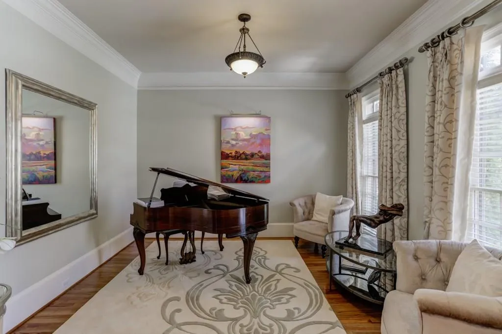 875 Glengate Place, Sandy Springs, Georgia 30328, 6 Bedrooms Bedrooms, ,6 BathroomsBathrooms,Residential,Sold,875 Glengate Place,5994126