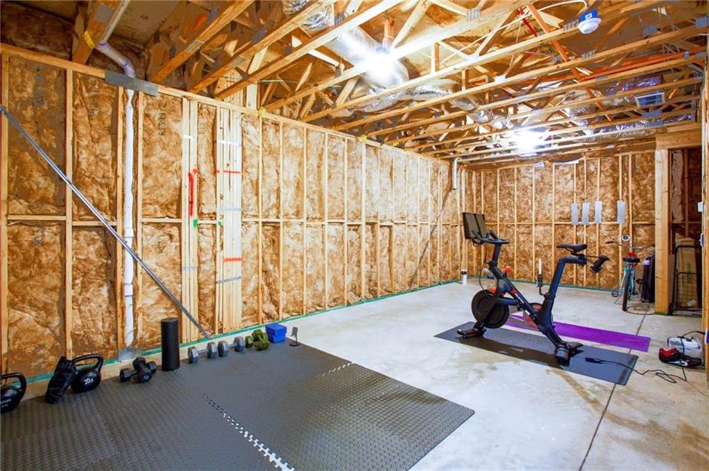 6831 Prelude Drive, Sandy Springs, Georgia 30328, 3 Bedrooms Bedrooms, ,3 BathroomsBathrooms,Residential,Sold,6831 Prelude Drive,7204919