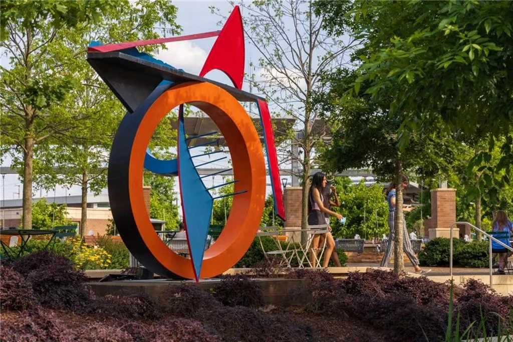 318 Sandy Springs Circle Unit 320, Atlanta, Georgia 30328, 2 Bedrooms Bedrooms, ,2 BathroomsBathrooms,Residential,For Sale,318 Sandy Springs Circle Unit 320,7289458