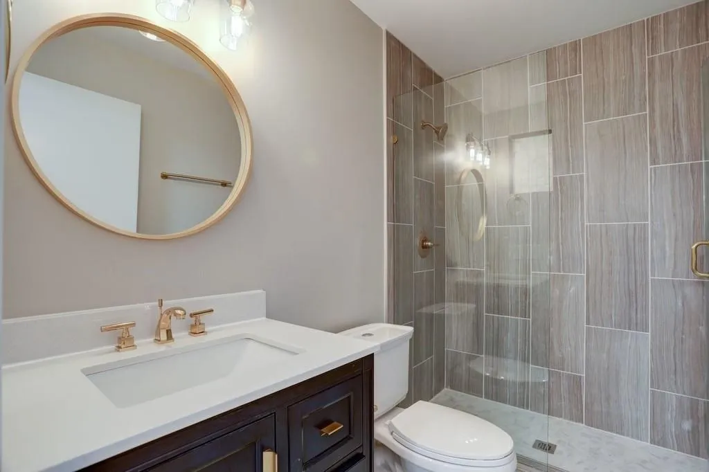 5400 Roswell Road Unit P8, Atlanta, Georgia 30342, 2 Bedrooms Bedrooms, ,1 BathroomBathrooms,Residential,Sold,5400 Roswell Road Unit P8,6552857