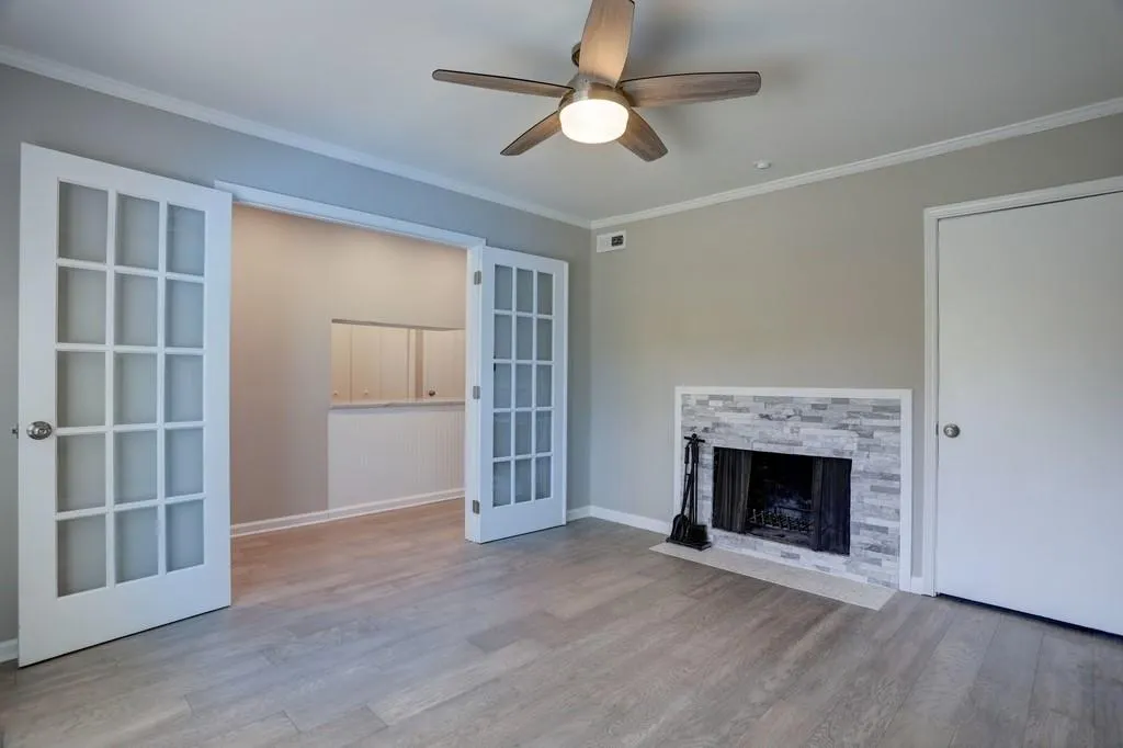 5400 Roswell Road Unit P8, Atlanta, Georgia 30342, 2 Bedrooms Bedrooms, ,1 BathroomBathrooms,Residential,Sold,5400 Roswell Road Unit P8,6552857