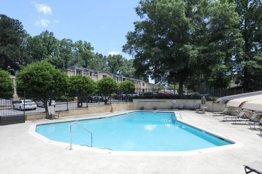 5400 Roswell Road Unit P8, Atlanta, Georgia 30342, 2 Bedrooms Bedrooms, ,1 BathroomBathrooms,Residential,Sold,5400 Roswell Road Unit P8,6552857