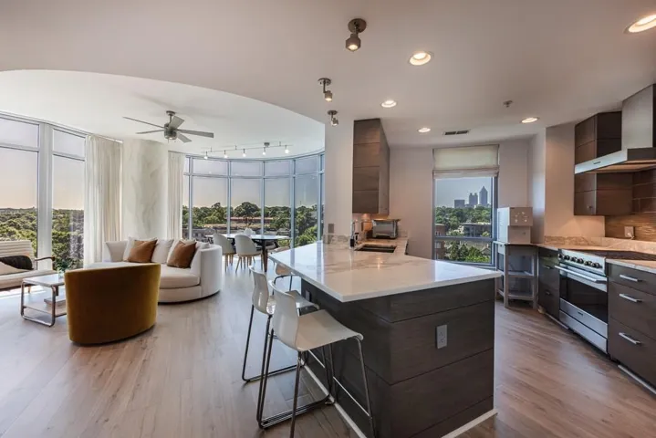 222 12th Street Ne Unit 806, Atlanta, Georgia 30309