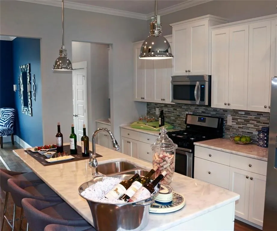 2135 Old Georgian Terrace Nw Unit 268, Atlanta, Georgia 30318, 3 Bedrooms Bedrooms, ,3 BathroomsBathrooms,Residential,Sold,2135 Old Georgian Terrace Nw Unit 268,5829846