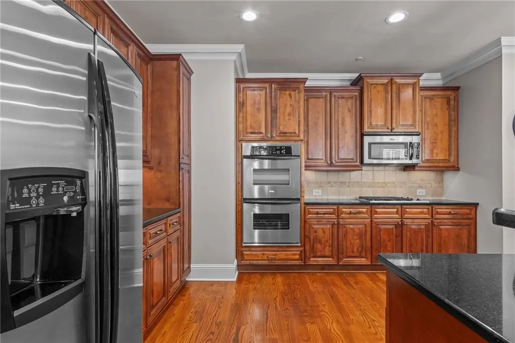 8065 Glisten Avenue, Atlanta, Georgia 30328, 4 Bedrooms Bedrooms, ,3 BathroomsBathrooms,Residential,For Sale,8065 Glisten Avenue,7751742