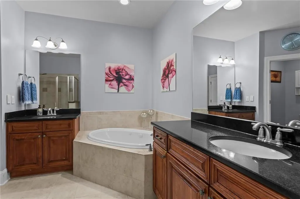 8065 Glisten Avenue, Atlanta, Georgia 30328, 4 Bedrooms Bedrooms, ,3 BathroomsBathrooms,Residential,For Sale,8065 Glisten Avenue,7751742