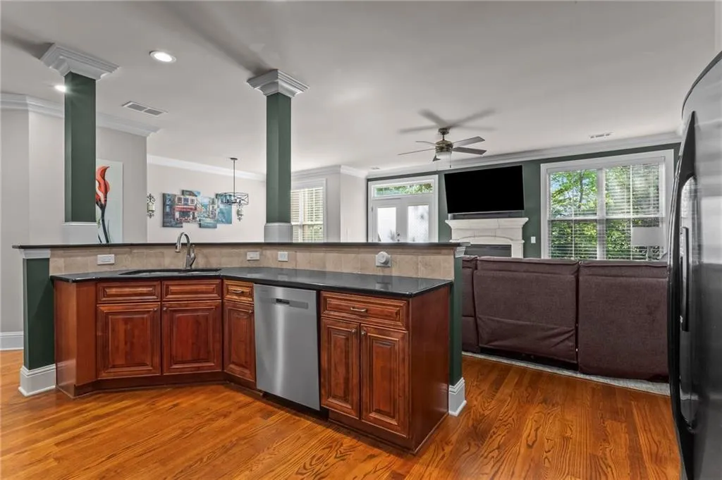 8065 Glisten Avenue, Atlanta, Georgia 30328, 4 Bedrooms Bedrooms, ,3 BathroomsBathrooms,Residential,For Sale,8065 Glisten Avenue,7751742