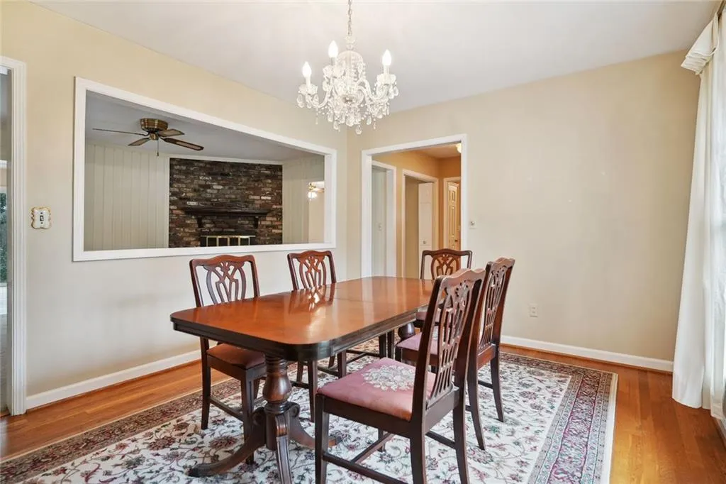505 Gerry Lane, Sandy Springs, Georgia 30328, 3 Bedrooms Bedrooms, ,2 BathroomsBathrooms,Residential,Sold,505 Gerry Lane,7172621