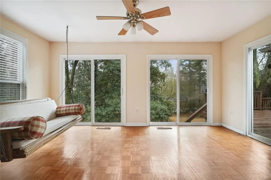 505 Gerry Lane, Sandy Springs, Georgia 30328, 3 Bedrooms Bedrooms, ,2 BathroomsBathrooms,Residential,Sold,505 Gerry Lane,7172621