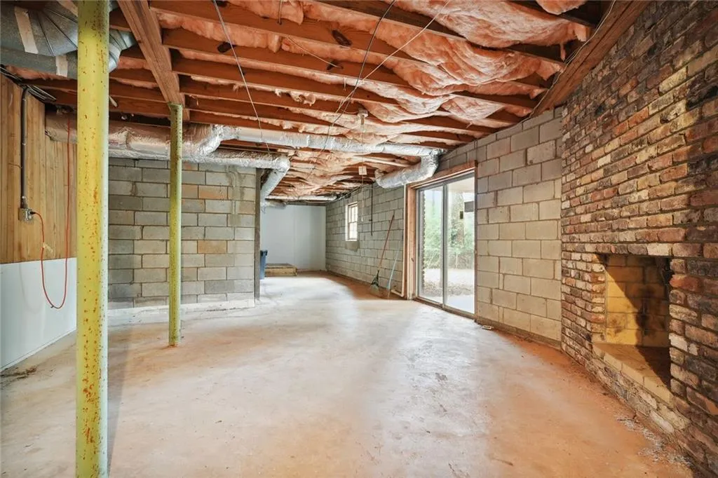 505 Gerry Lane, Sandy Springs, Georgia 30328, 3 Bedrooms Bedrooms, ,2 BathroomsBathrooms,Residential,Sold,505 Gerry Lane,7172621