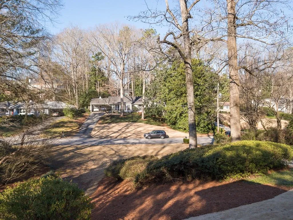 3175 Verdun Drive, Atlanta, Georgia 30305, 3 Bedrooms Bedrooms, ,4 BathroomsBathrooms,Residential,Sold,3175 Verdun Drive,5952019