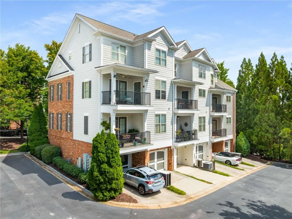 193 Le Gran Court, Atlanta, Georgia 30328, 3 Bedrooms Bedrooms, ,2 BathroomsBathrooms,Residential,For Sale,193 Le Gran Court,7646143