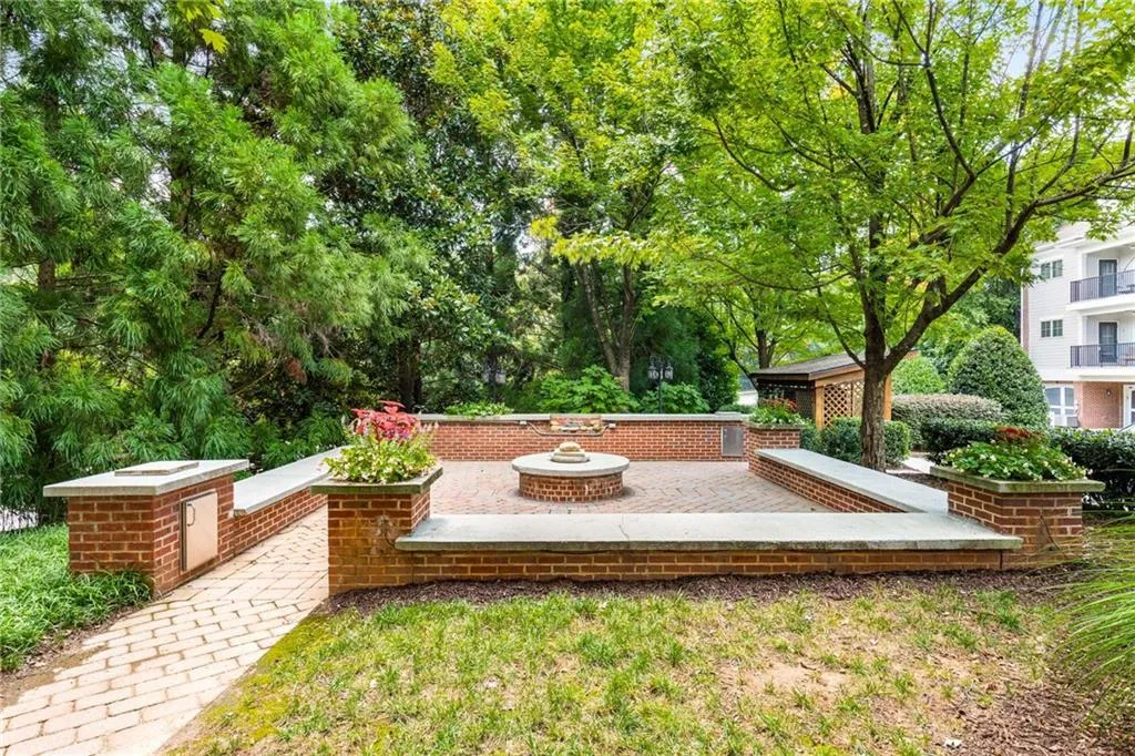 193 Le Gran Court, Atlanta, Georgia 30328, 3 Bedrooms Bedrooms, ,2 BathroomsBathrooms,Residential,For Sale,193 Le Gran Court,7646143
