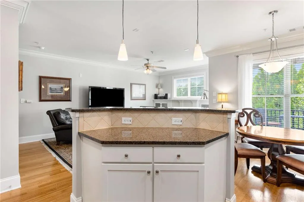 193 Le Gran Court, Atlanta, Georgia 30328, 3 Bedrooms Bedrooms, ,2 BathroomsBathrooms,Residential,For Sale,193 Le Gran Court,7646143