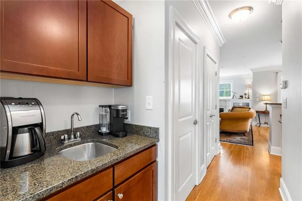 193 Le Gran Court, Atlanta, Georgia 30328, 3 Bedrooms Bedrooms, ,2 BathroomsBathrooms,Residential,For Sale,193 Le Gran Court,7646143