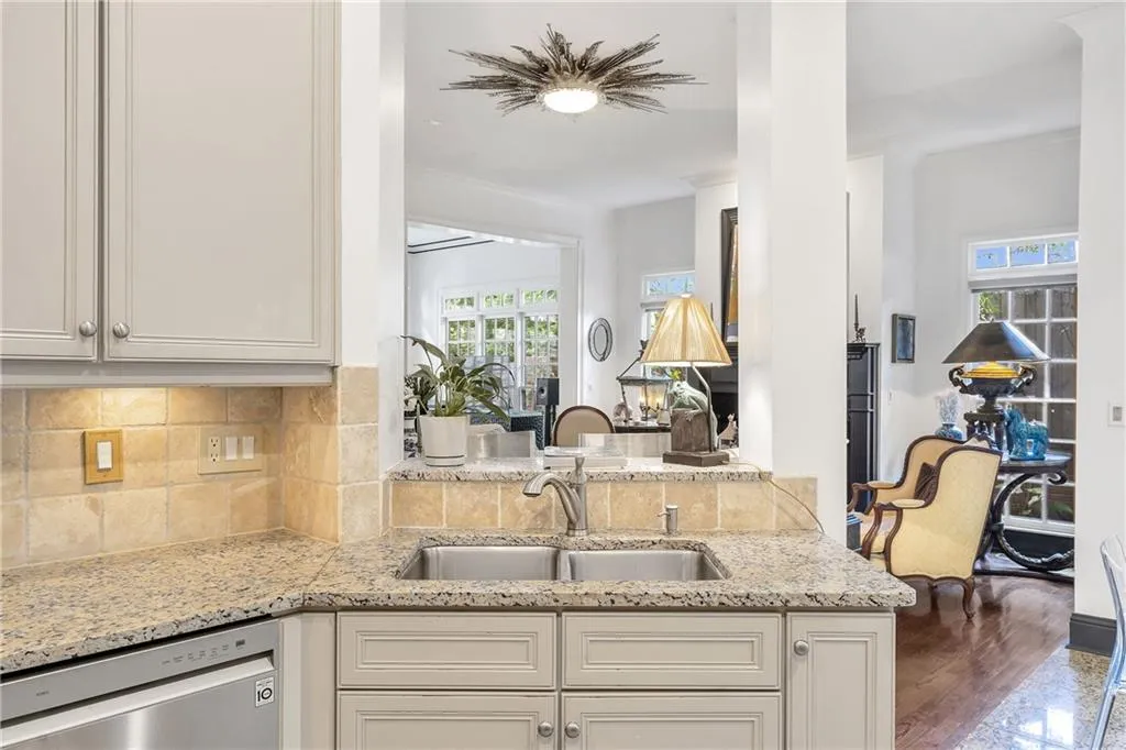 44 Conifer Park Lane Ne, Atlanta, Georgia 30342, 4 Bedrooms Bedrooms, ,3 BathroomsBathrooms,Residential,For Sale,44 Conifer Park Lane Ne,7616619