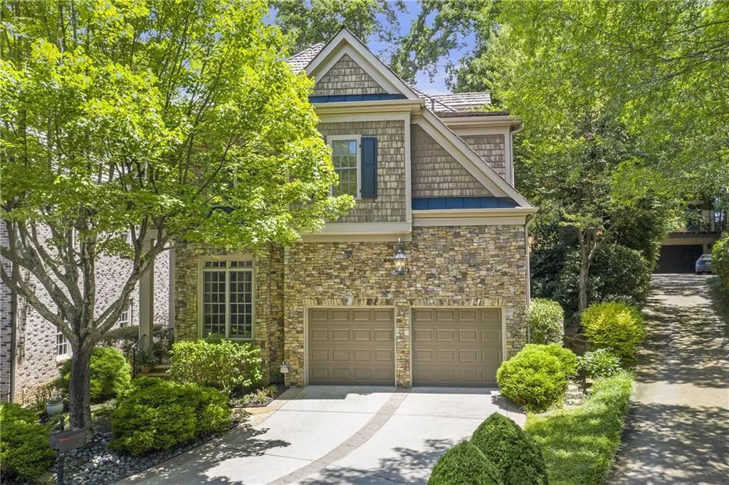 44 Conifer Park Lane Ne, Atlanta, Georgia 30342, 4 Bedrooms Bedrooms, ,3 BathroomsBathrooms,Residential,For Sale,44 Conifer Park Lane Ne,7616619