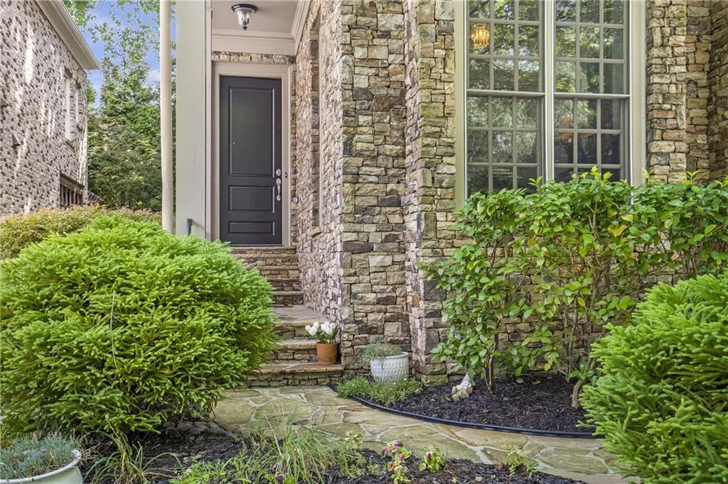 44 Conifer Park Lane Ne, Atlanta, Georgia 30342, 4 Bedrooms Bedrooms, ,3 BathroomsBathrooms,Residential,For Sale,44 Conifer Park Lane Ne,7616619