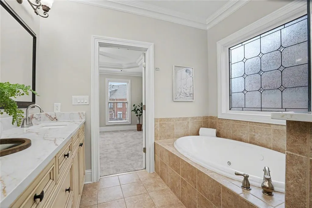 353 Alderwood Lane, Sandy Springs, Georgia 30328, 4 Bedrooms Bedrooms, ,4 BathroomsBathrooms,Residential,Sold,353 Alderwood Lane,7704661