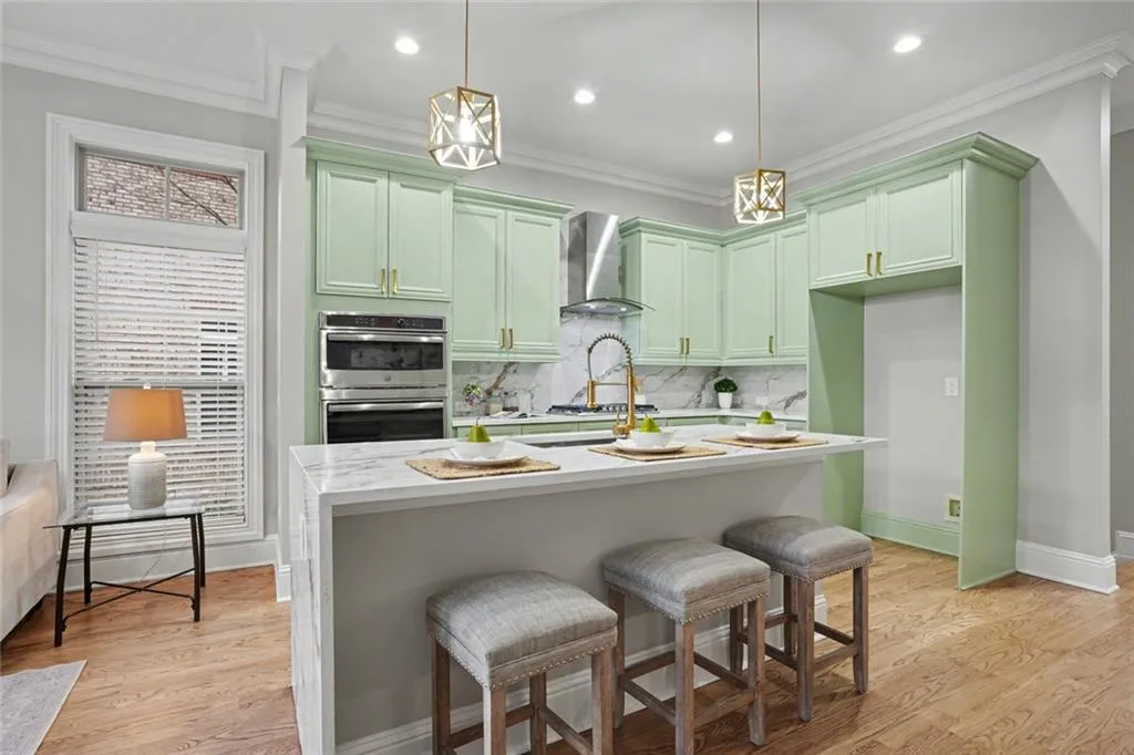 353 Alderwood Lane, Sandy Springs, Georgia 30328, 4 Bedrooms Bedrooms, ,4 BathroomsBathrooms,Residential,Sold,353 Alderwood Lane,7704661