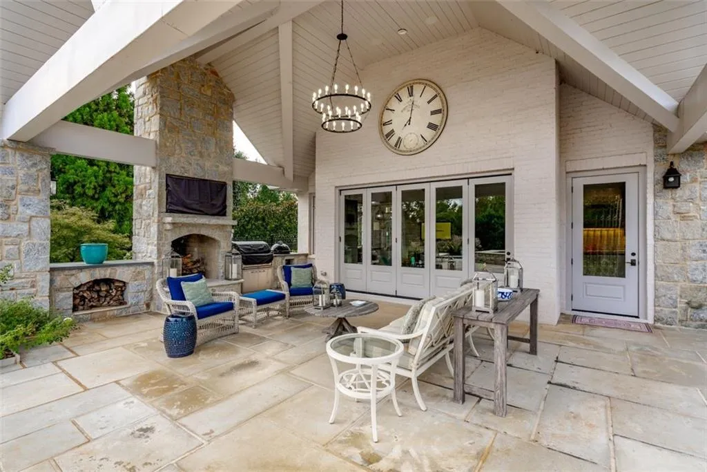 1020 Mount Vernon Highway, Sandy Springs, Georgia 30327, 4 Bedrooms Bedrooms, ,4 BathroomsBathrooms,Residential,Sold,1020 Mount Vernon Highway,7062186 1020 Mount Vernon Highway, Sandy Springs, Georgia 30327, 4 Bedrooms Bedrooms, ,4 BathroomsBathrooms,Residential,Sold,1020 Mount Vernon Highway,7062186