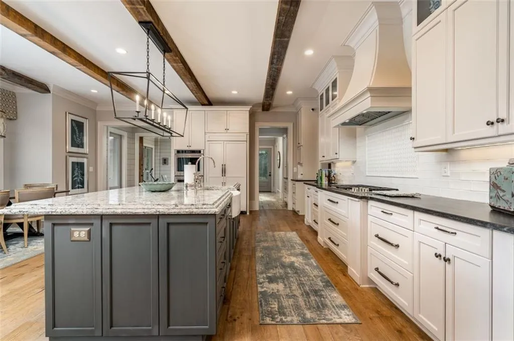 1020 Mount Vernon Highway, Sandy Springs, Georgia 30327, 4 Bedrooms Bedrooms, ,4 BathroomsBathrooms,Residential,Sold,1020 Mount Vernon Highway,7062186 1020 Mount Vernon Highway, Sandy Springs, Georgia 30327, 4 Bedrooms Bedrooms, ,4 BathroomsBathrooms,Residential,Sold,1020 Mount Vernon Highway,7062186