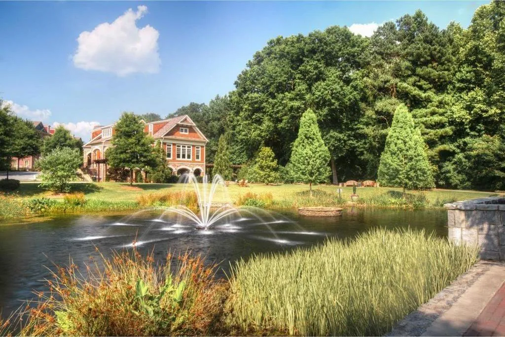 200 River Vista Drive Unit 238, Atlanta, Georgia 30339, 2 Bedrooms Bedrooms, ,2 BathroomsBathrooms,Residential,Sold,200 River Vista Drive Unit 238,5850084