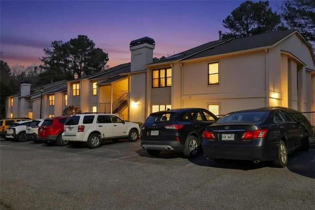 1412 Huntingdon Chase, Sandy Springs, Georgia 30350, 2 Bedrooms Bedrooms, ,2 BathroomsBathrooms,Residential,For Sale,1412 Huntingdon Chase,7709474
