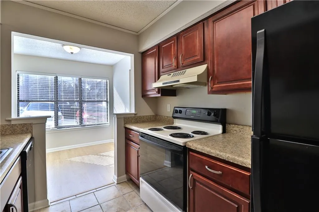 1412 Huntingdon Chase, Sandy Springs, Georgia 30350, 2 Bedrooms Bedrooms, ,2 BathroomsBathrooms,Residential,For Sale,1412 Huntingdon Chase,7709474